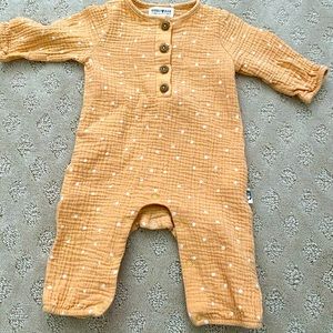 Rabbit Bear Onesie ( Linen ) 3-6 months